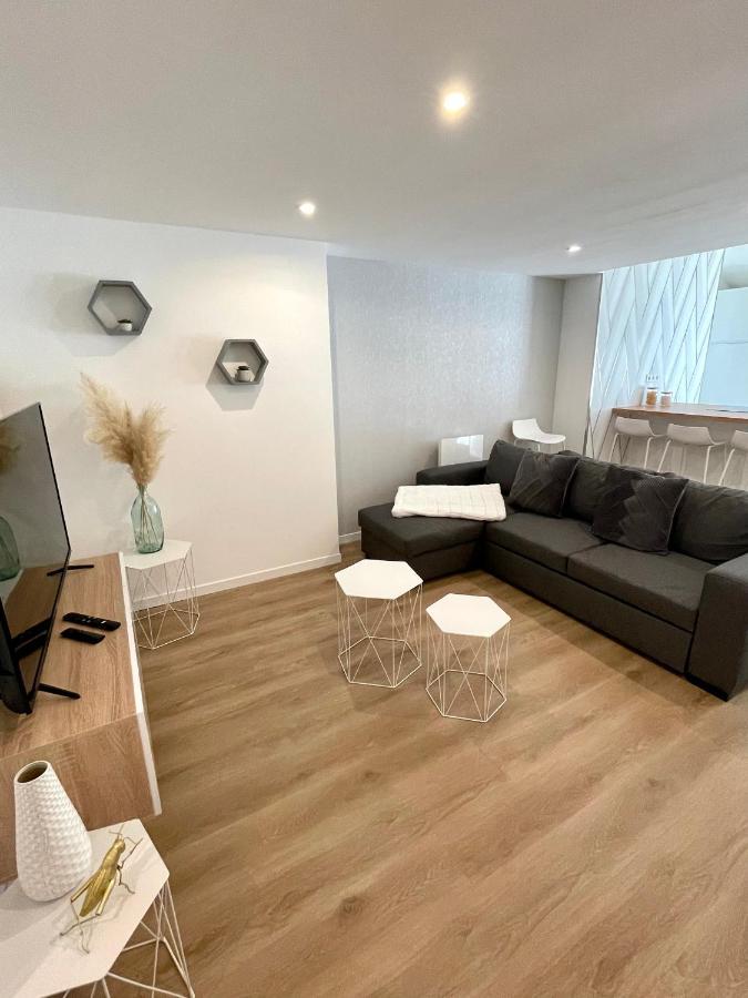Appartement 2 Chambres En Plein Centre Ville ชาลง-ซูร์-ซอน ภายนอก รูปภาพ